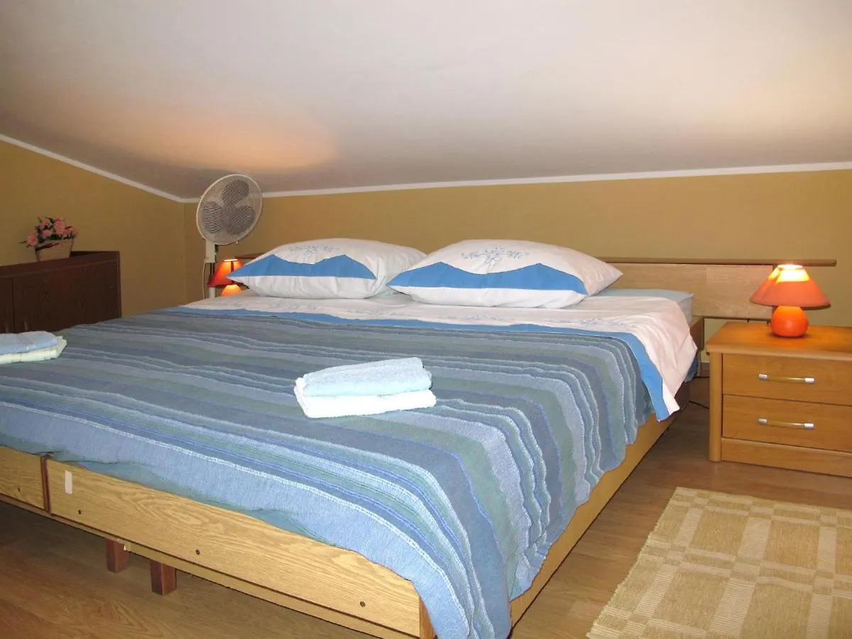 Apartment Maria - Pul 350 By Interhome Pola