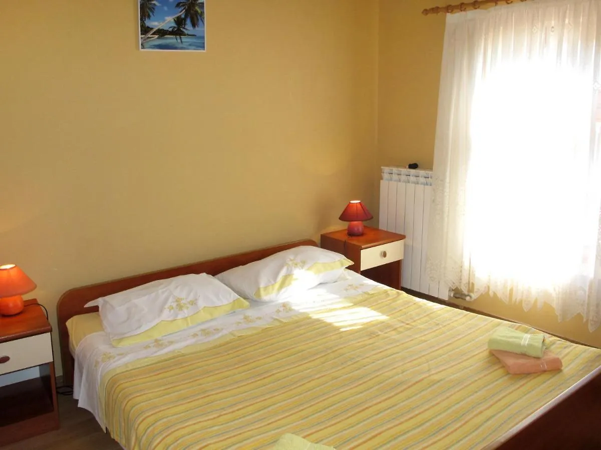 Apartment Maria - Pul 350 By Interhome Pola 0*,