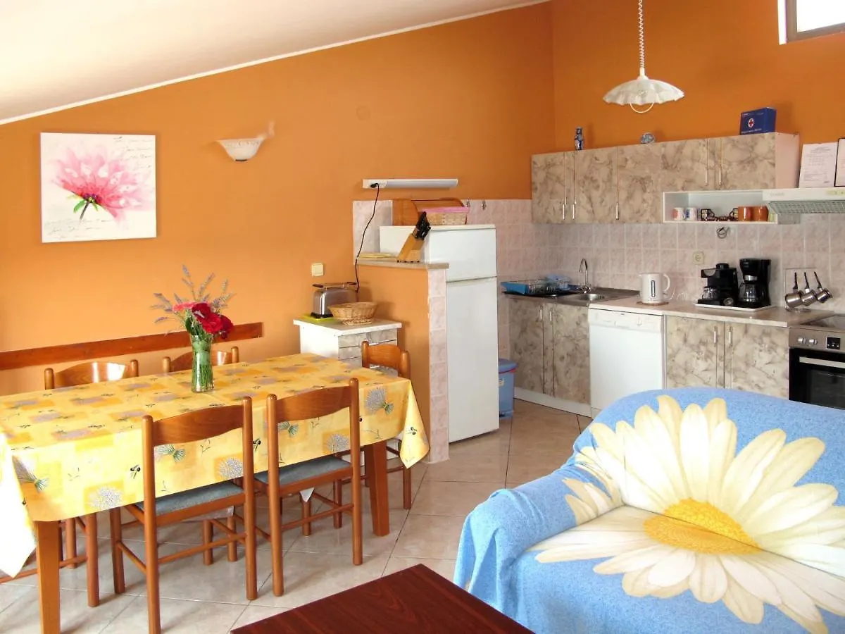 Apartment Maria - Pul 350 By Interhome Pula