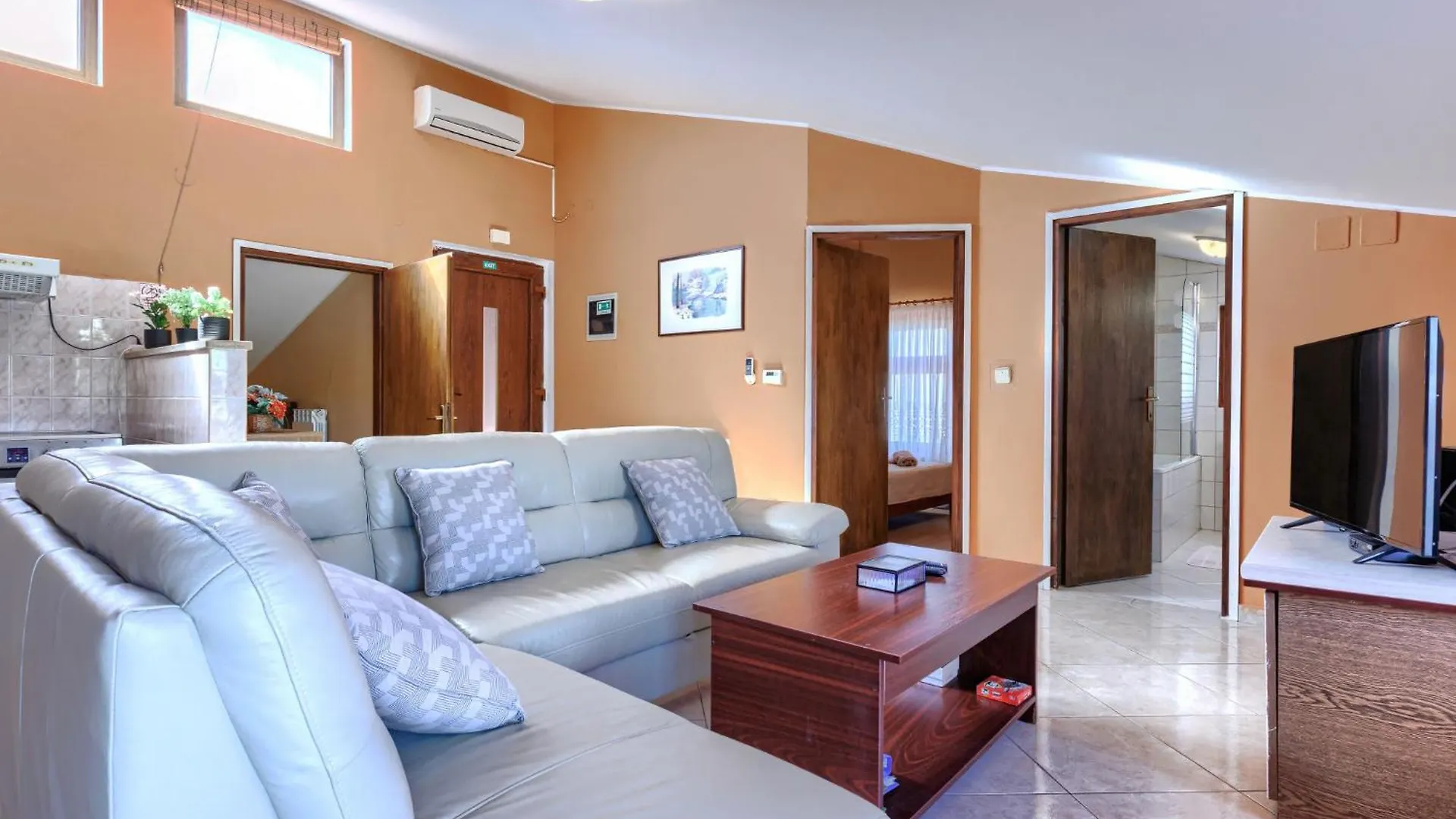 Apartment Maria - Pul 350 By Interhome Pola Croazia